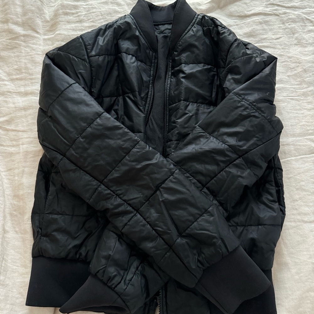 LuLulemon reversible puffer jacket